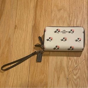 Floral Double Zip Wallet Wristlet - Coach